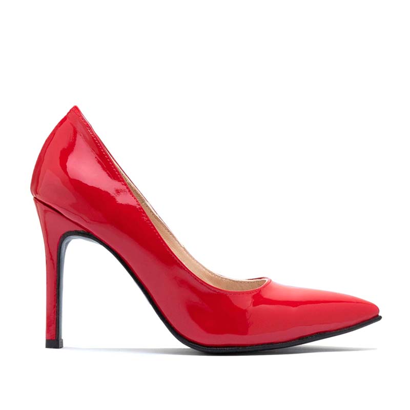 El enigma del zapato rojo: Explorando su significado y poder simbólico